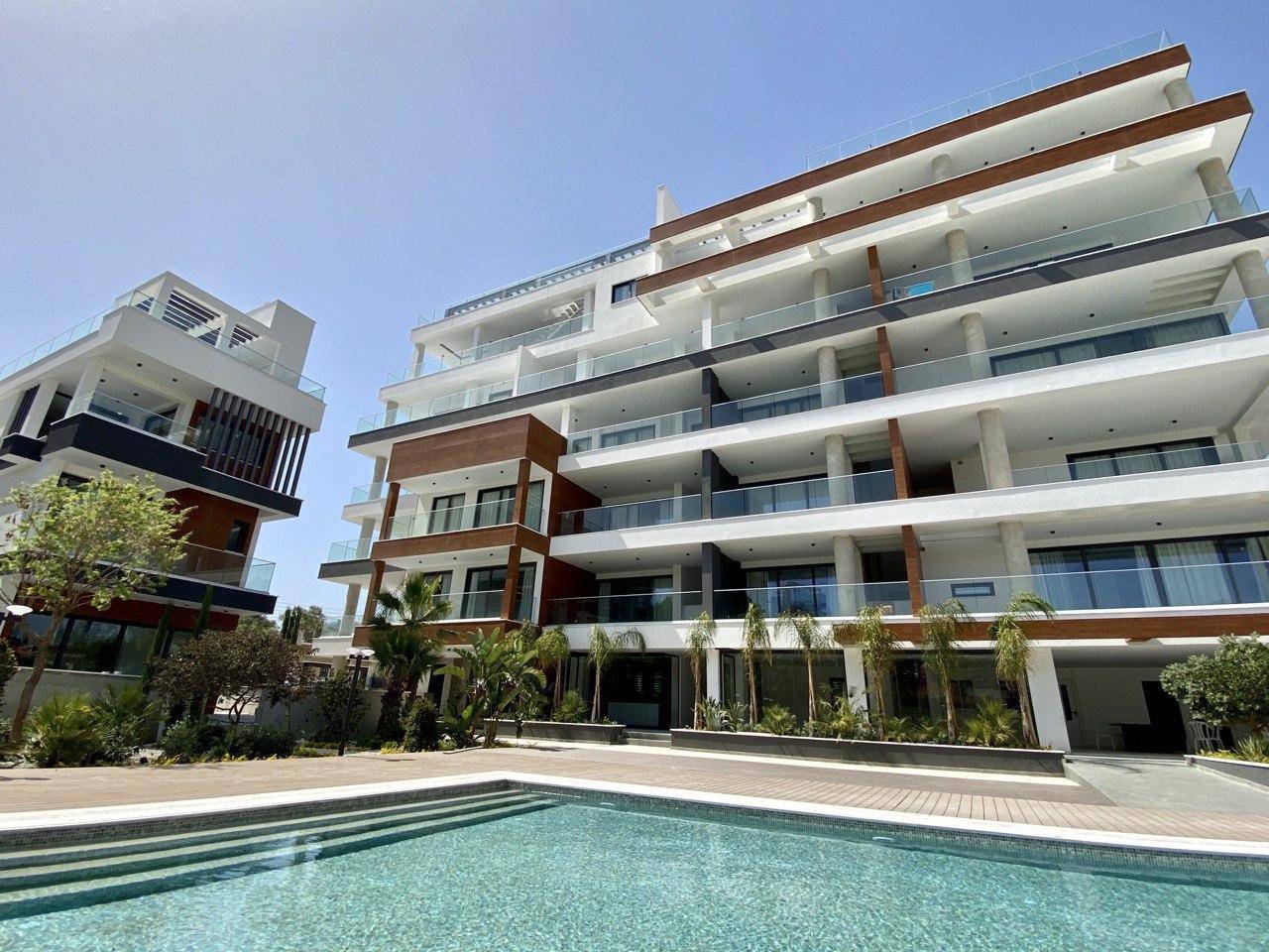 - Image 1