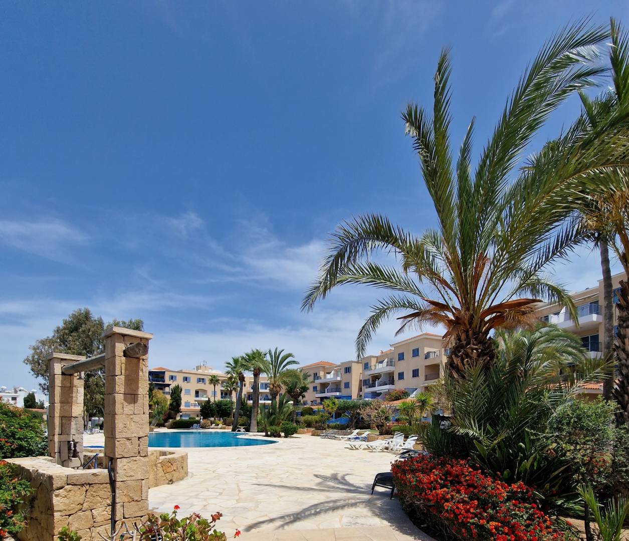 Kings Palace Apartments