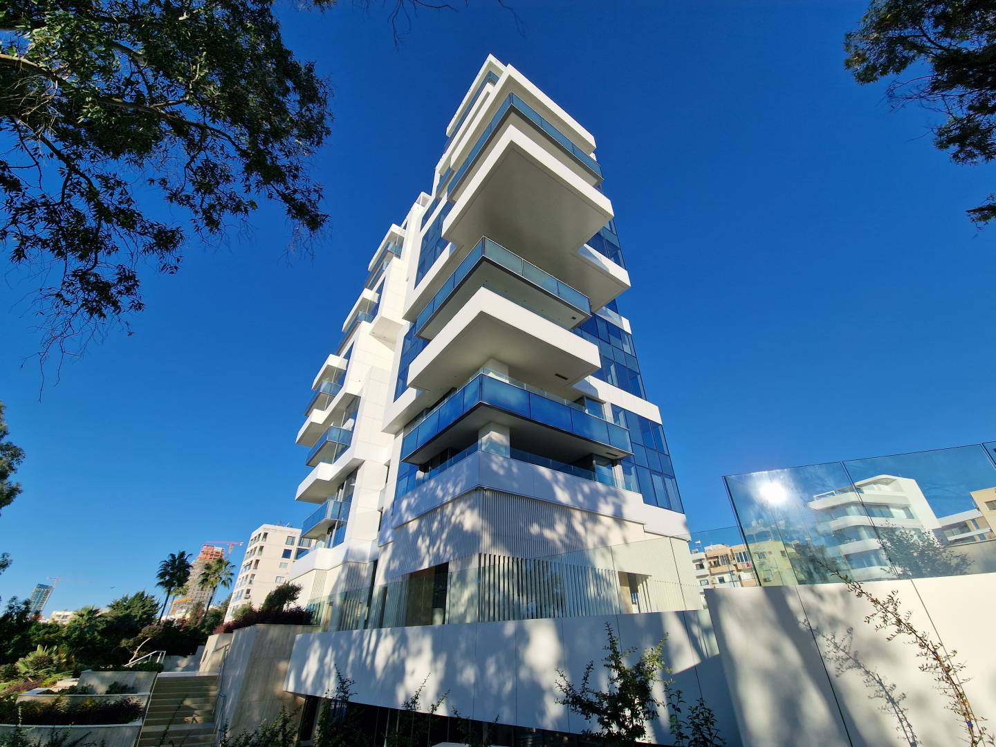  - Image 1