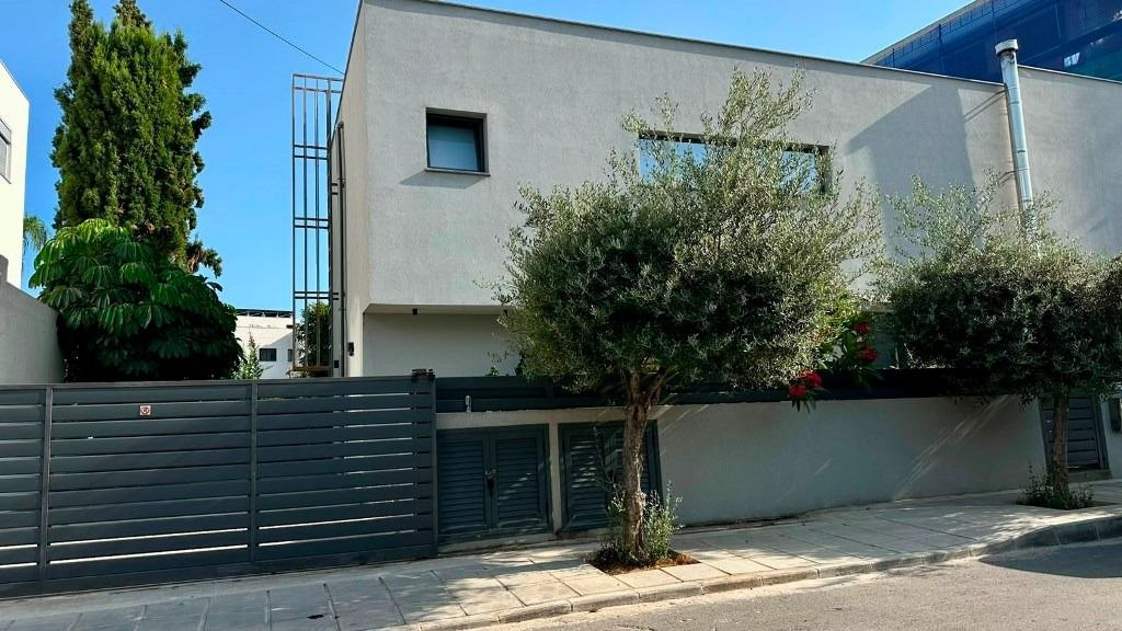 Property main
