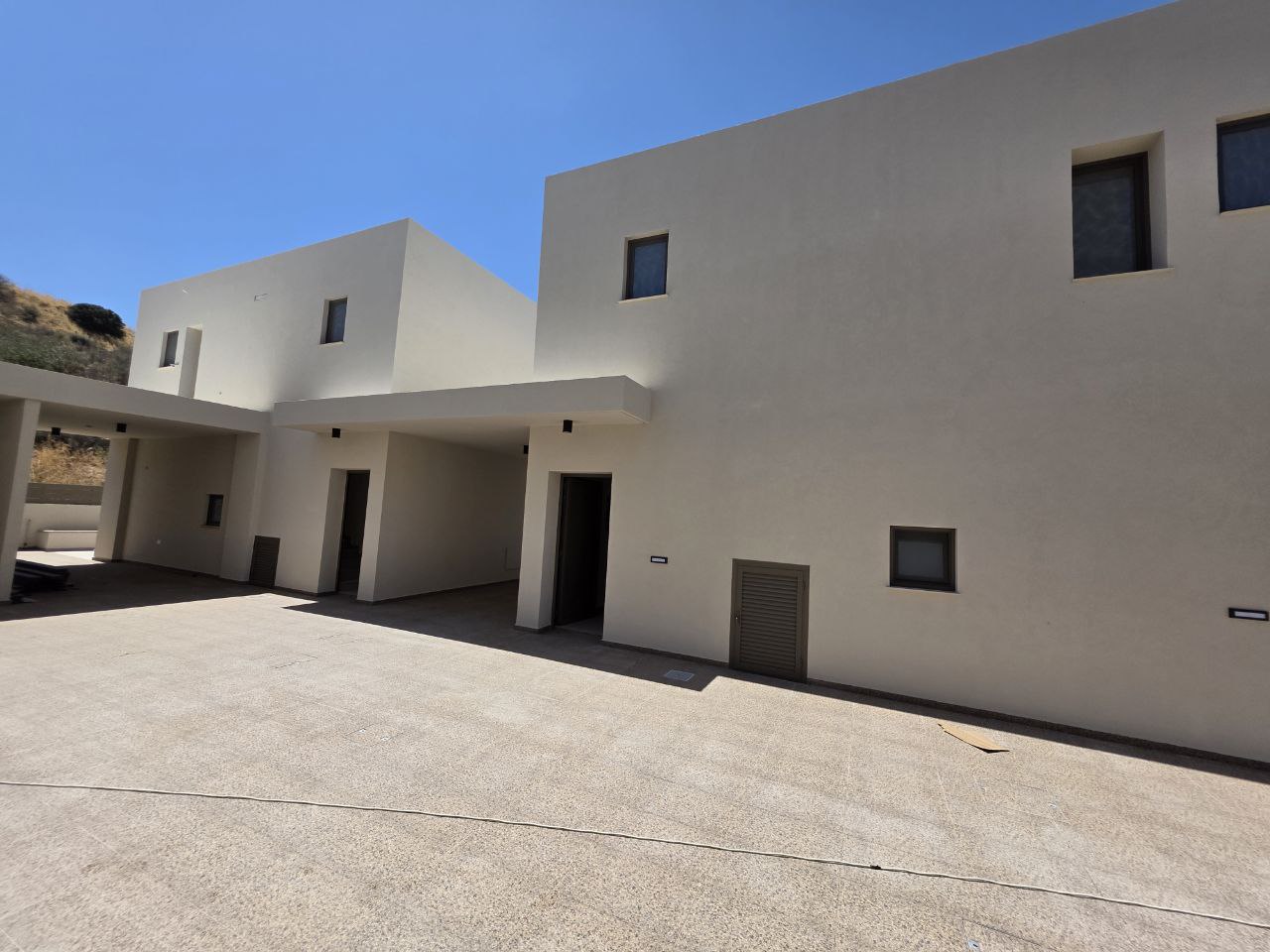 Parekklisha Villas