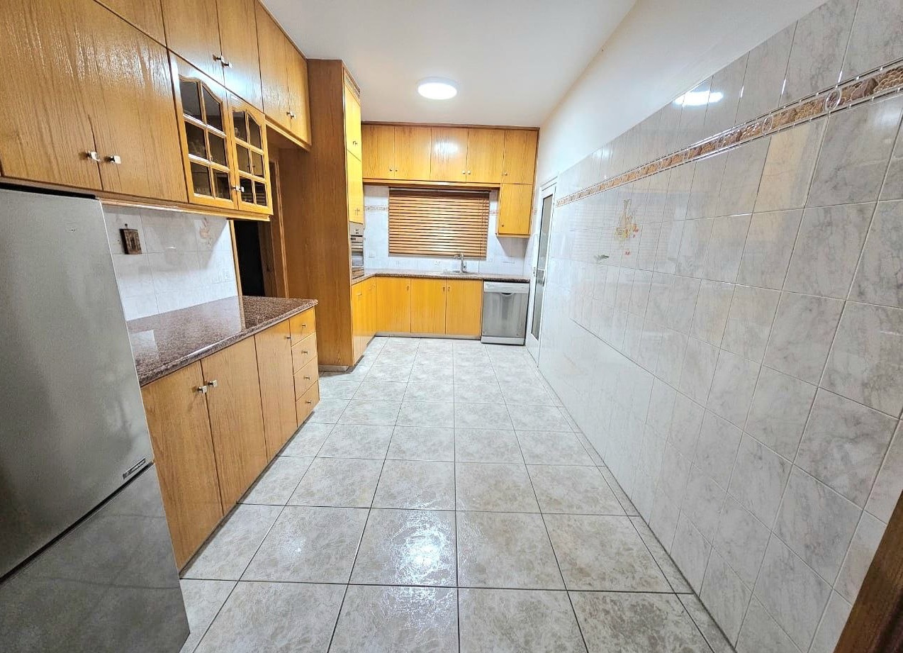- Image 1