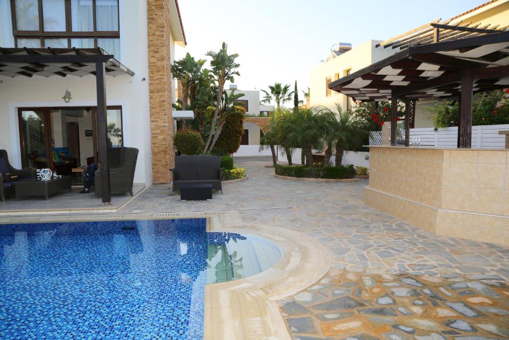 Ionion Seafront Villas