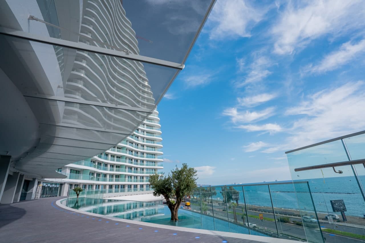  - Image 1