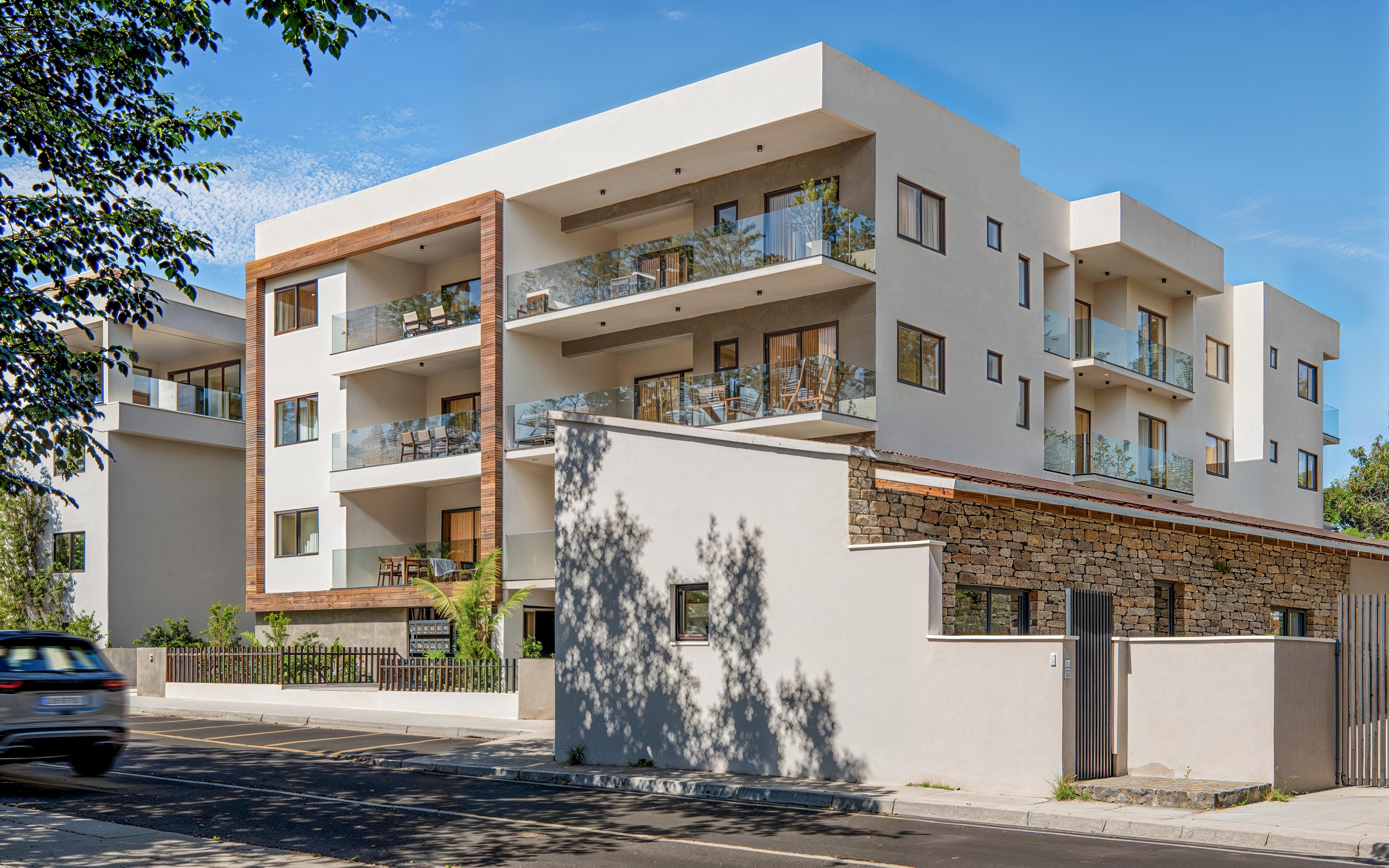 Theo Residence