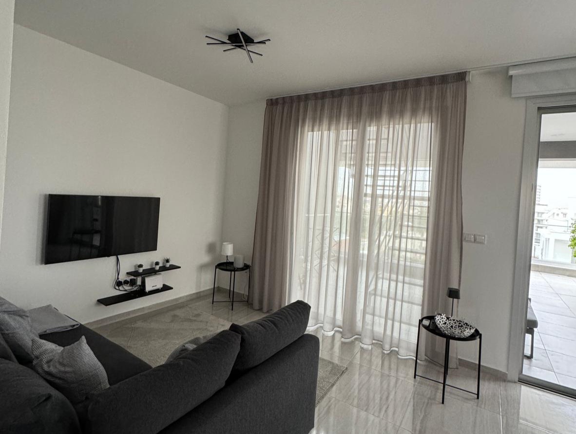 - Image 1