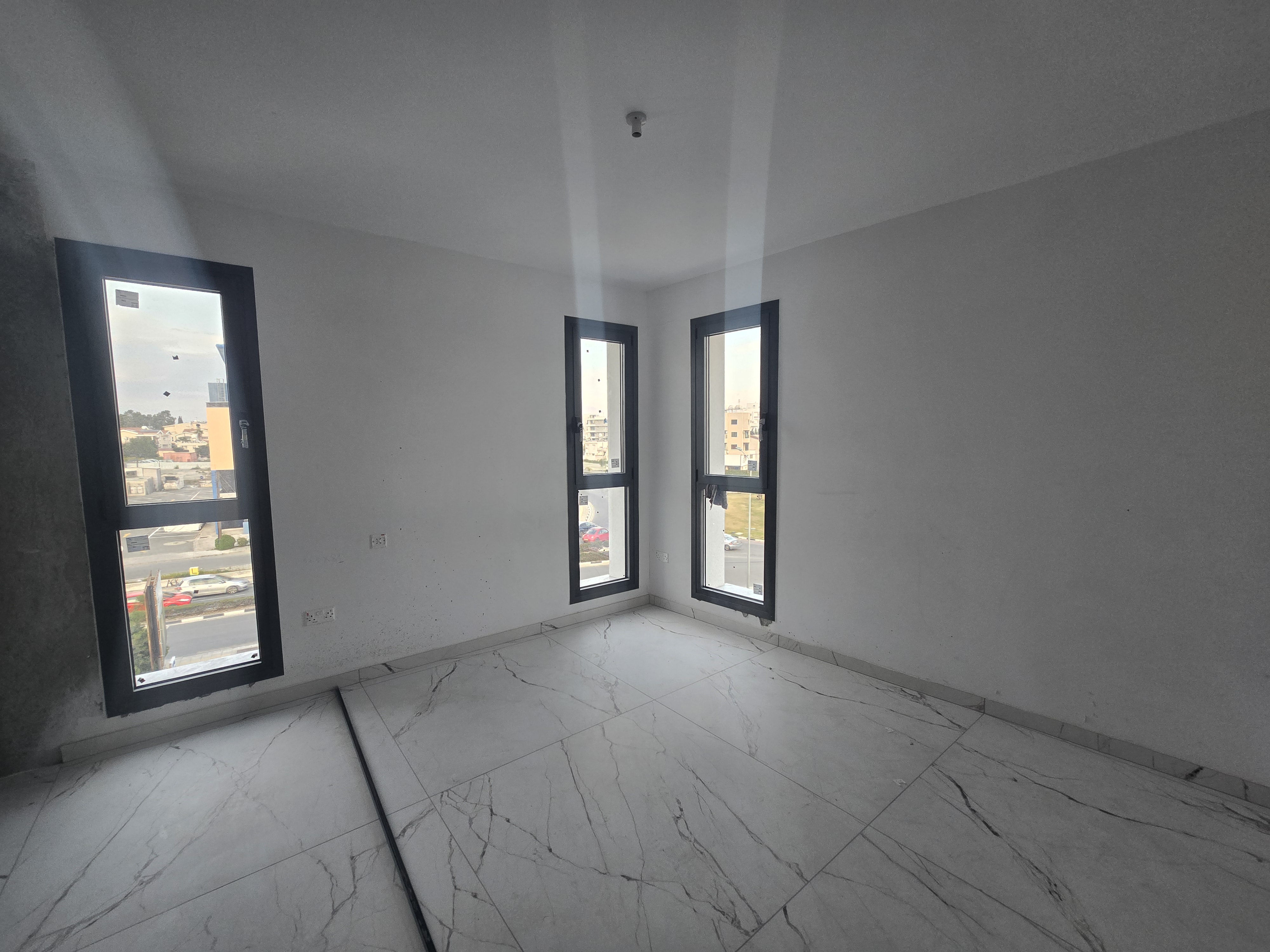 Azur Residence 1