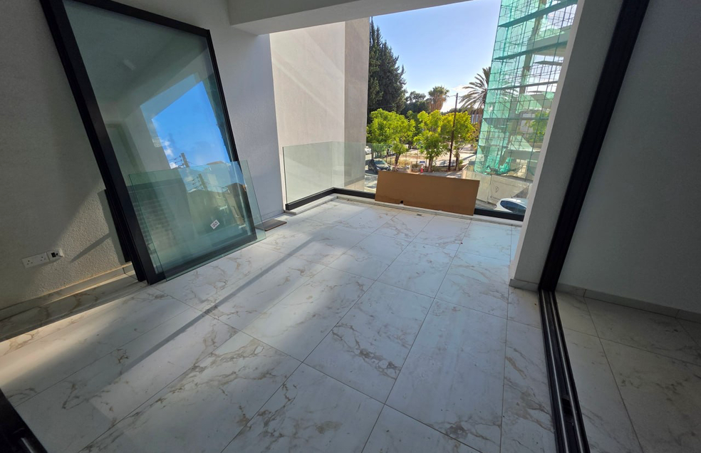  - Image 1