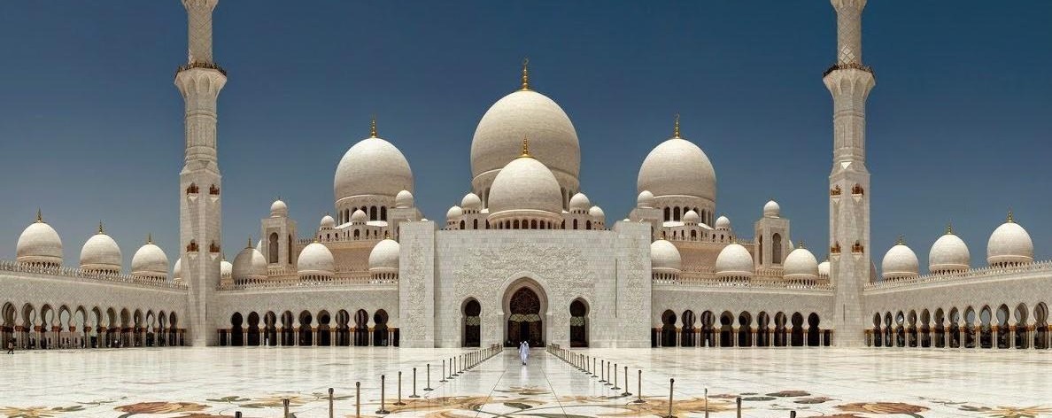 Sheikh Zayed Grand Mosque in Abu Dhabi
