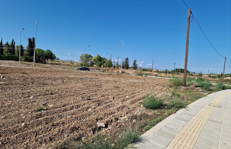 - Image 1