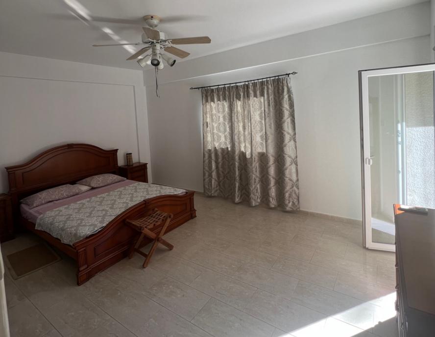Deana Beach Apartments