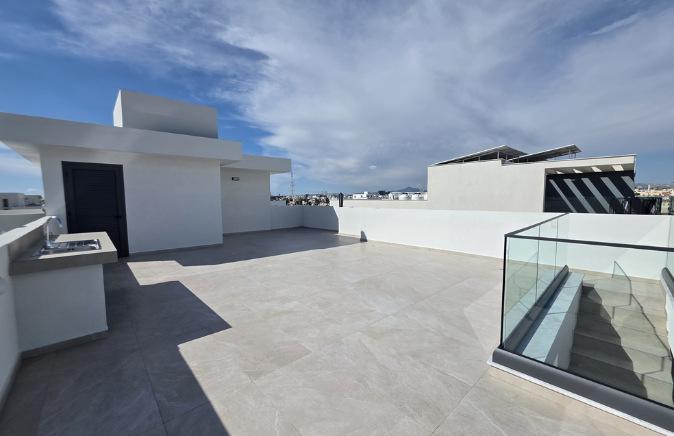 - Image 1