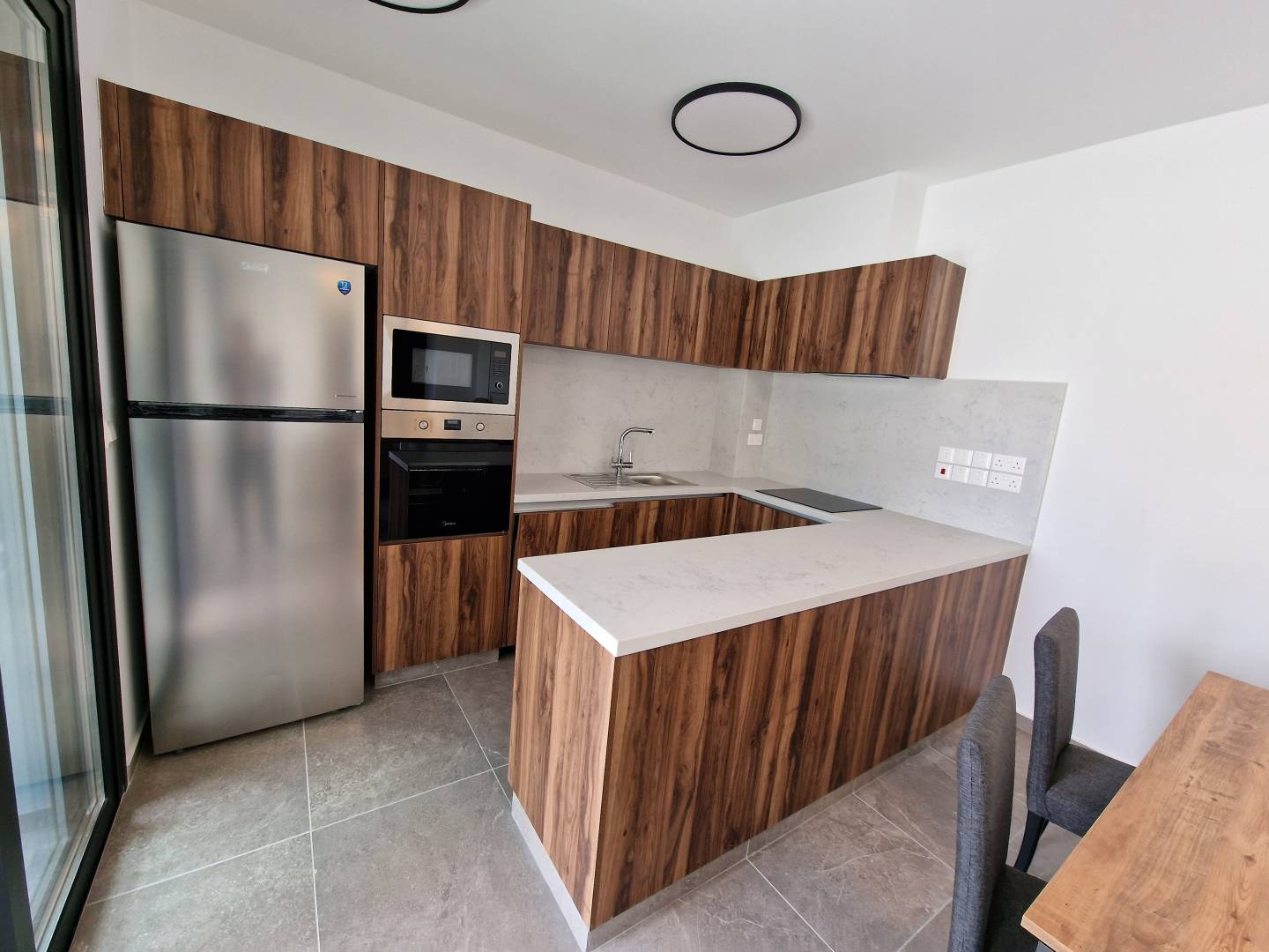 AG Luxury Residence
