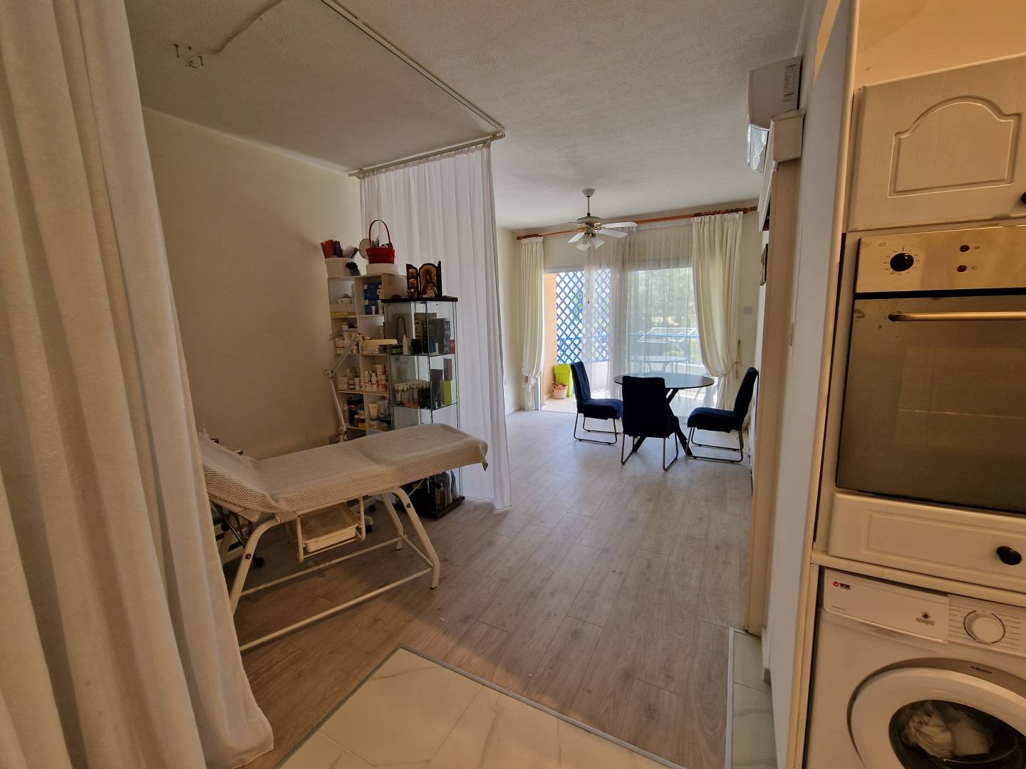 Kings Palace Apartments