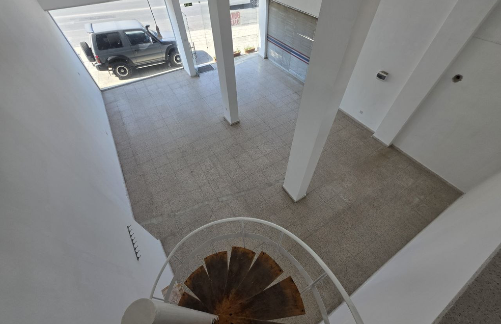  - Image 1