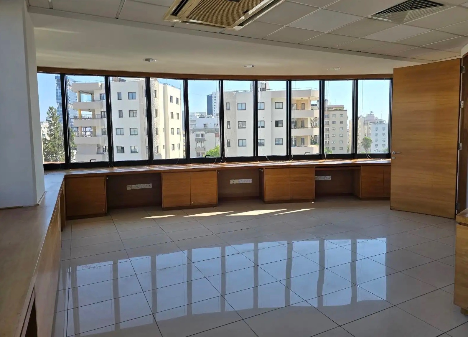  - Image 1