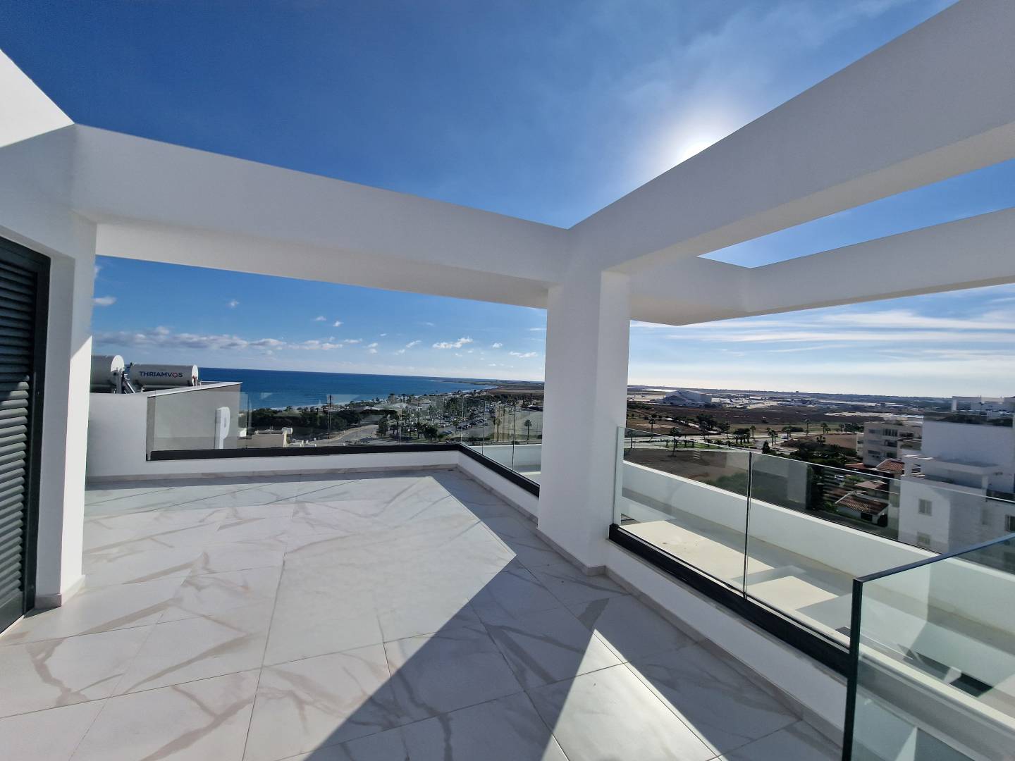 Plus 37 Casa del Sol