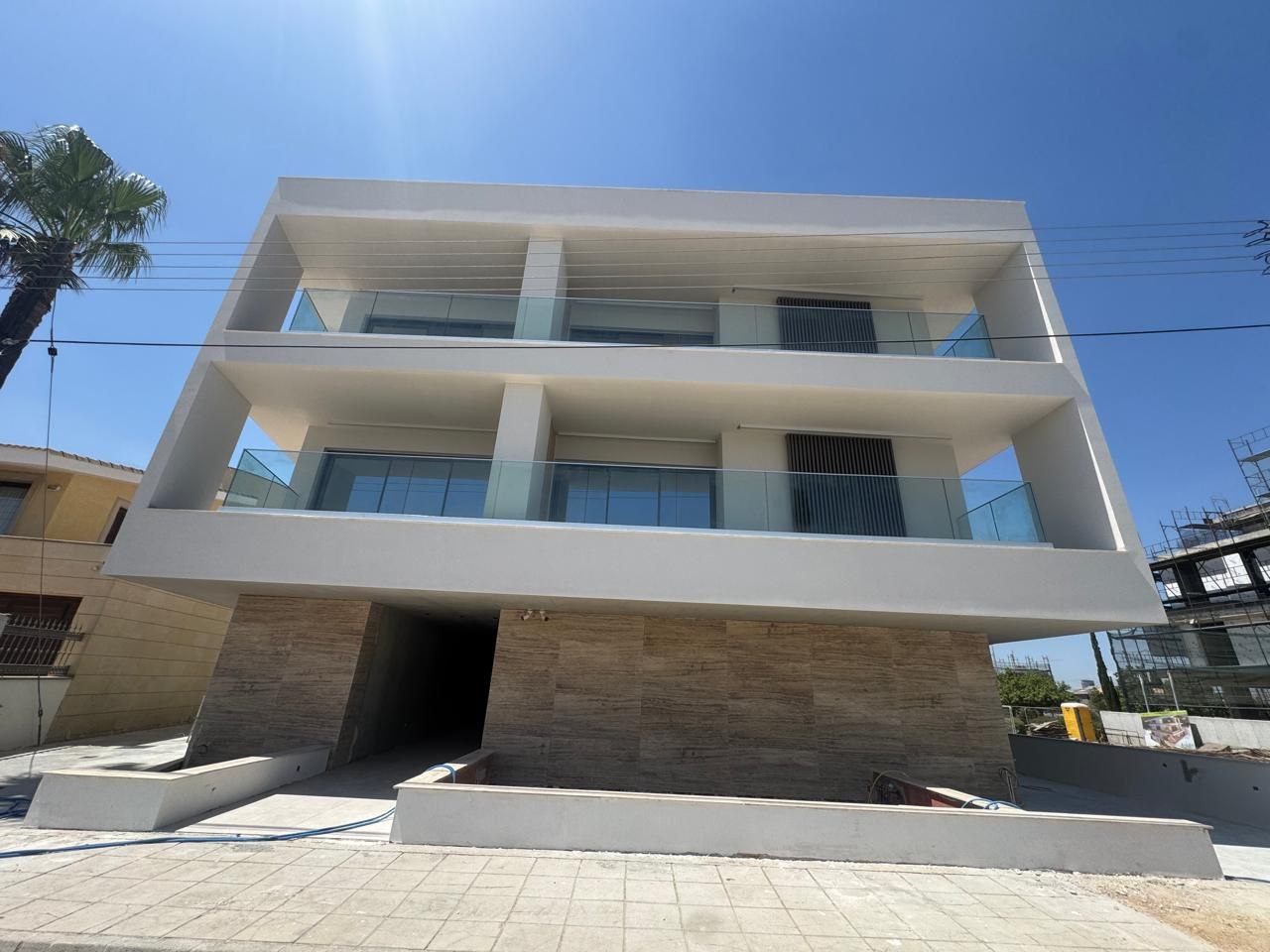 Sunset Residence Platy