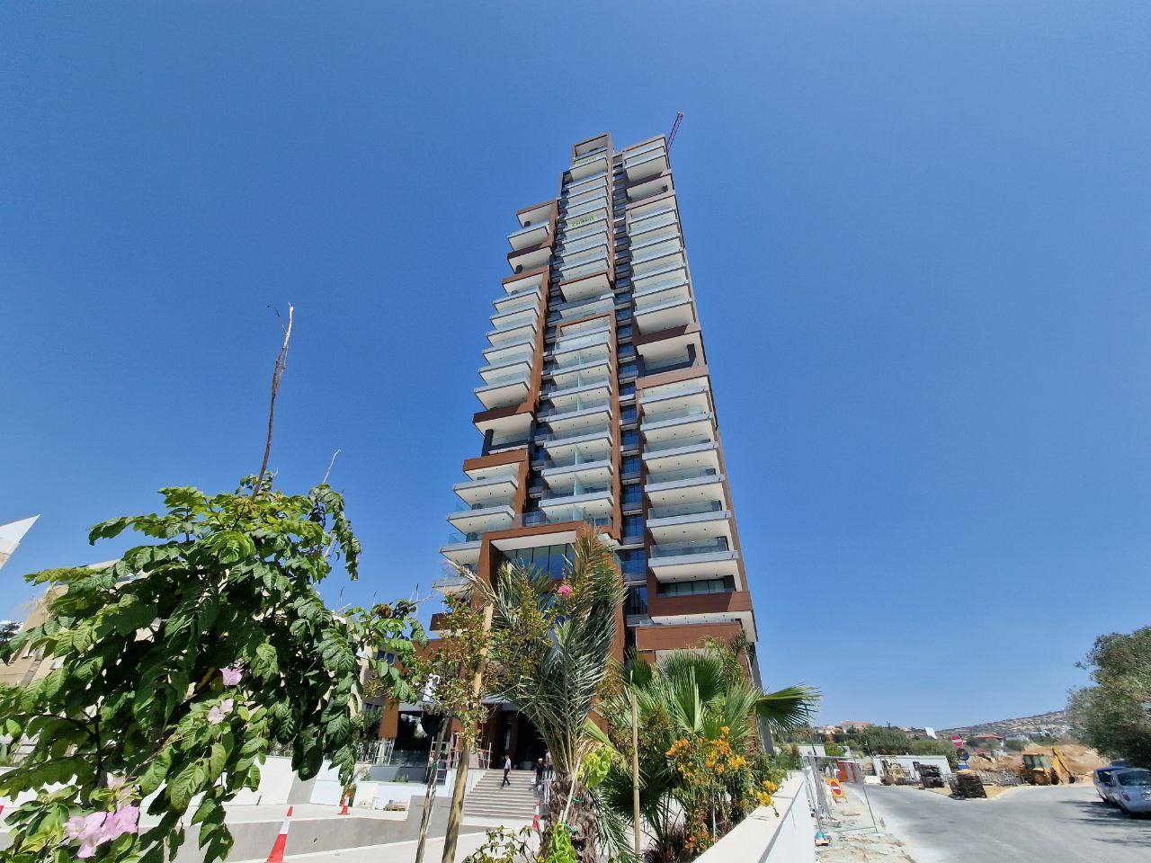 - Image 1