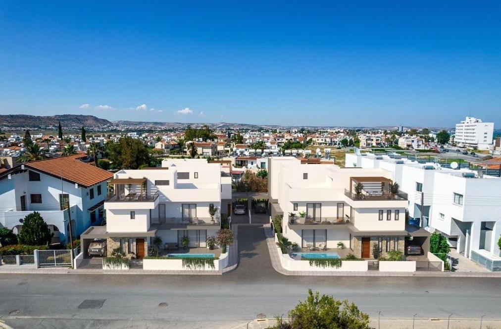 DIO's villas