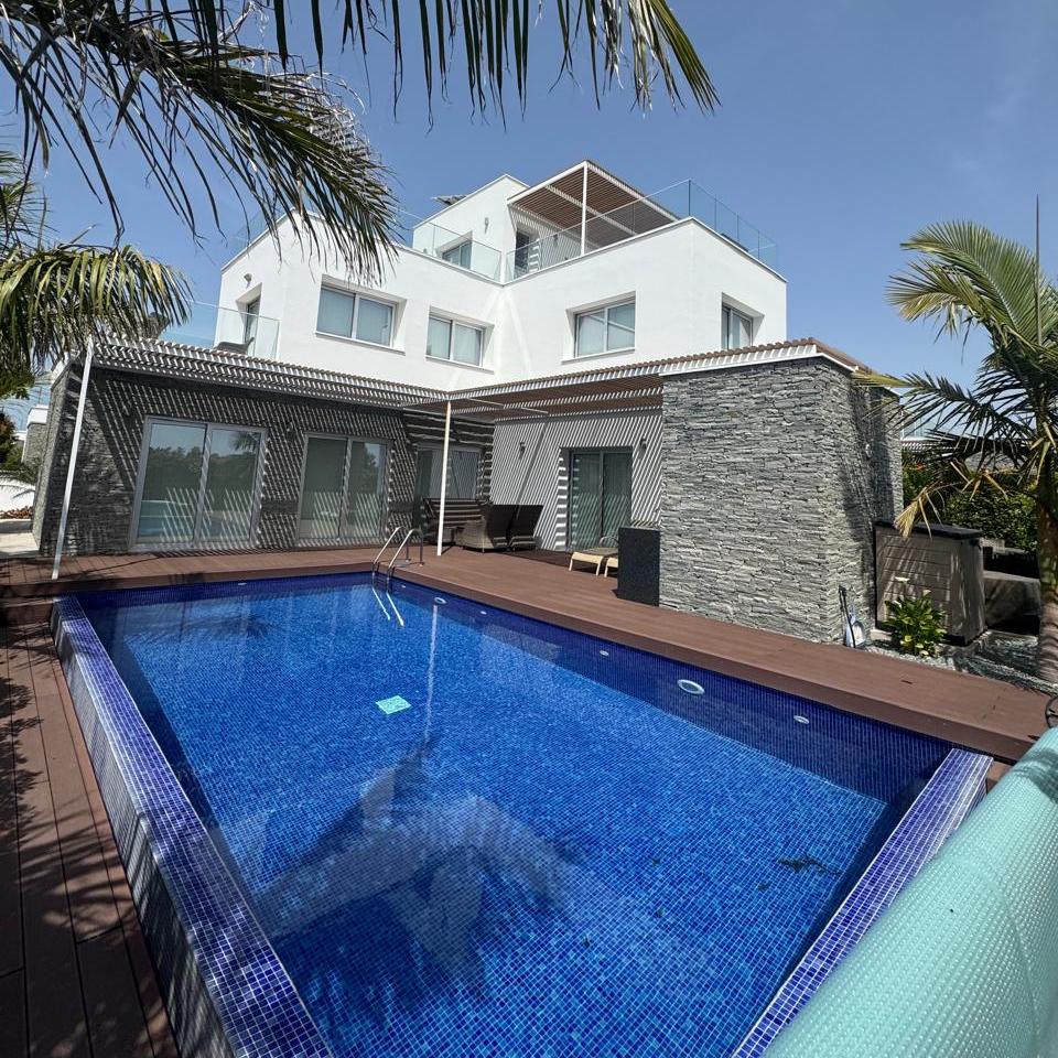 - Image 1