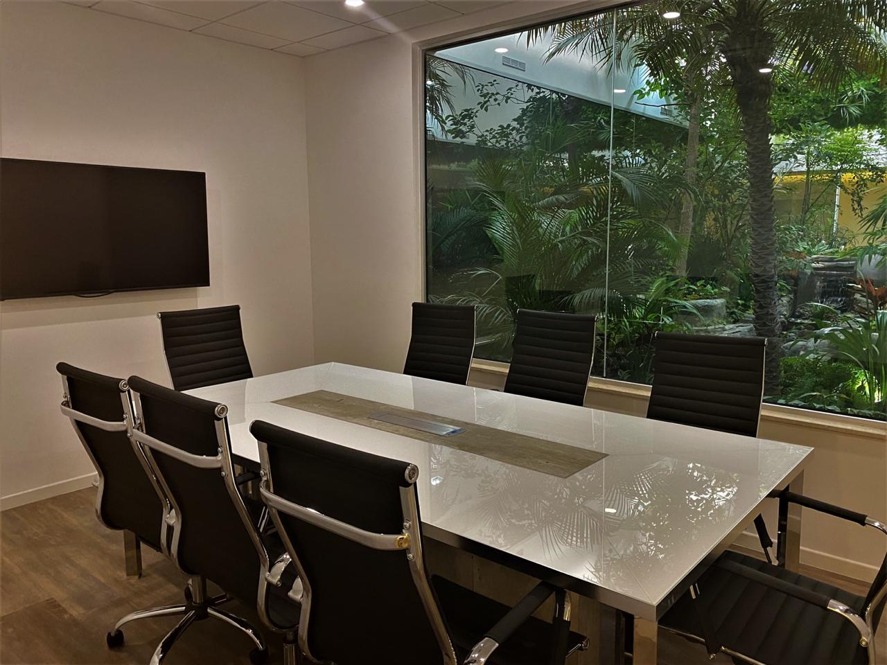 Doms Business Center