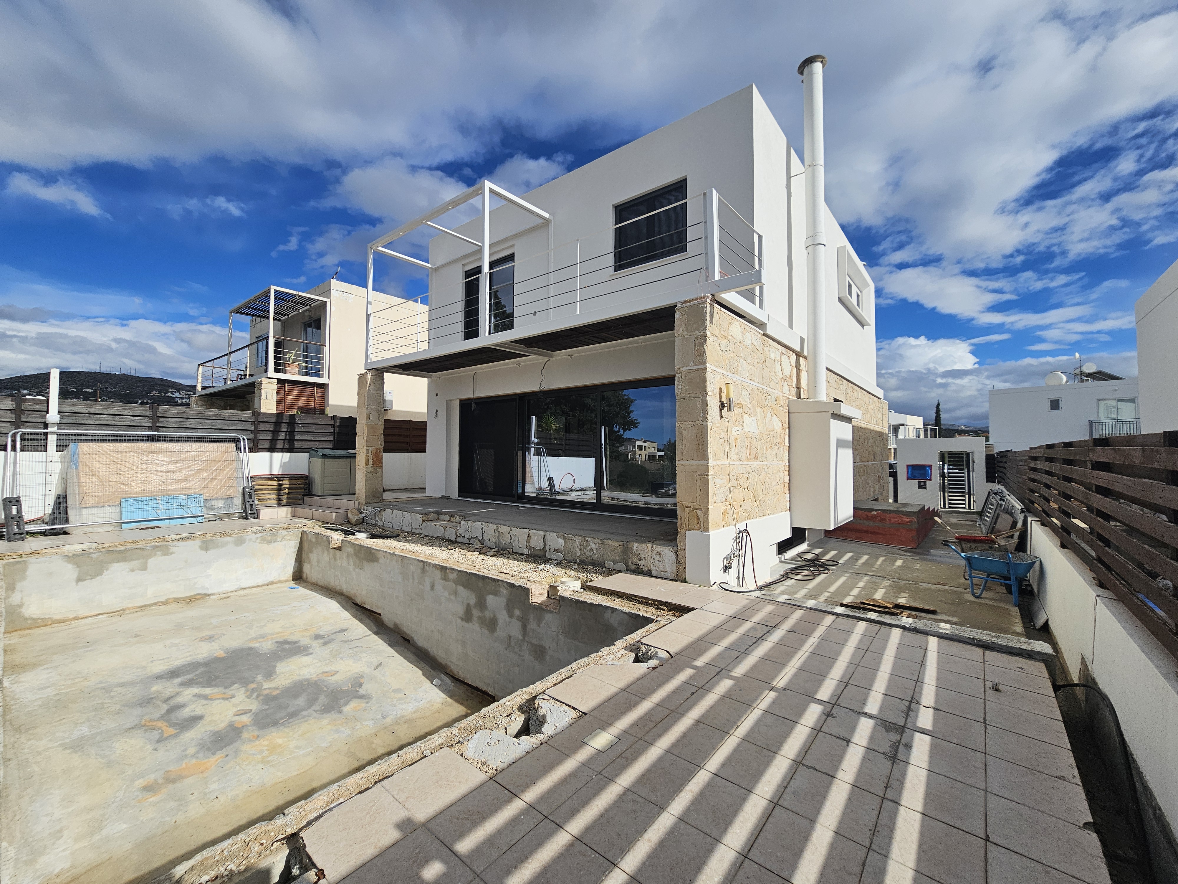  - Image 1
