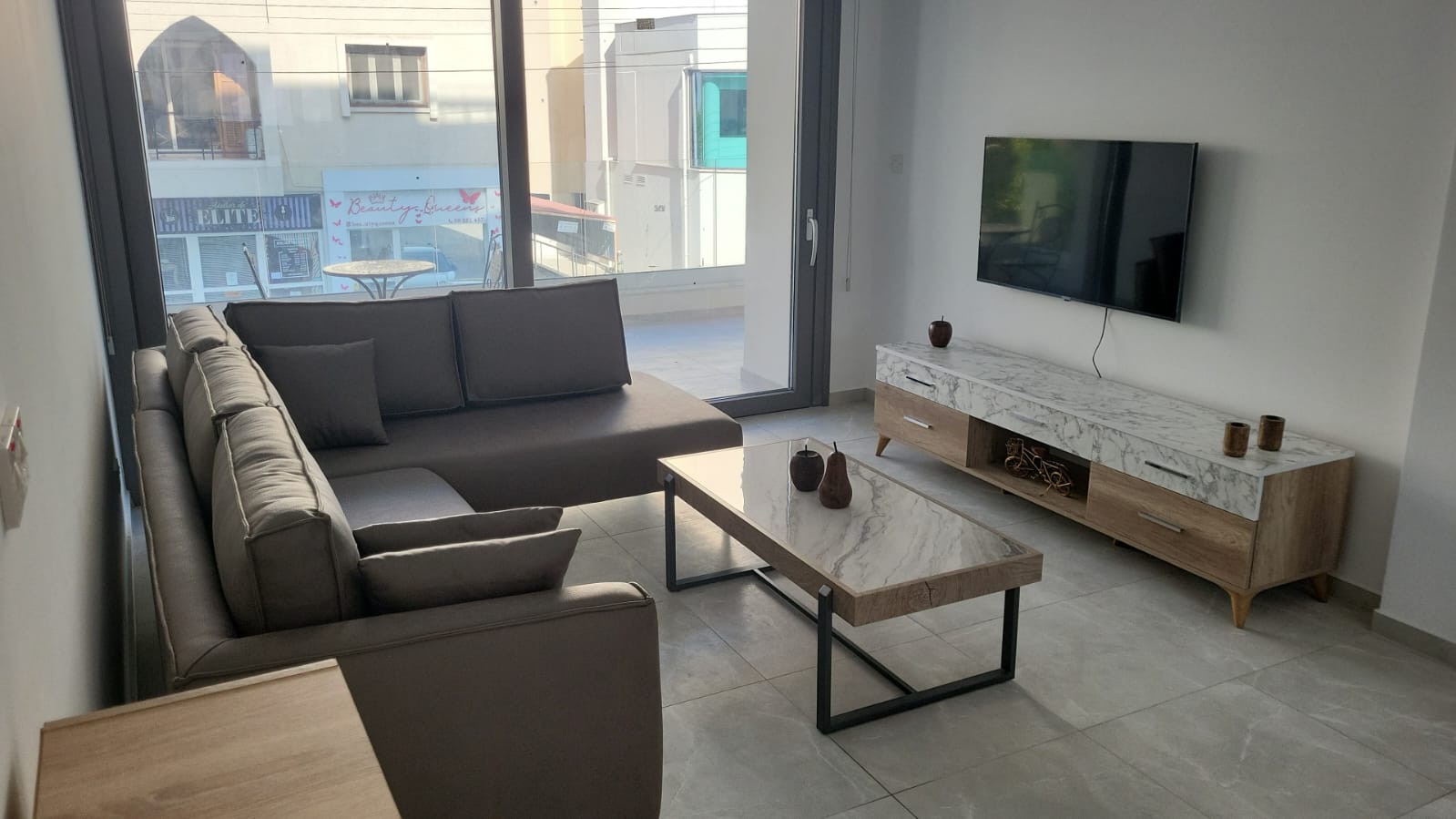  - Image 1