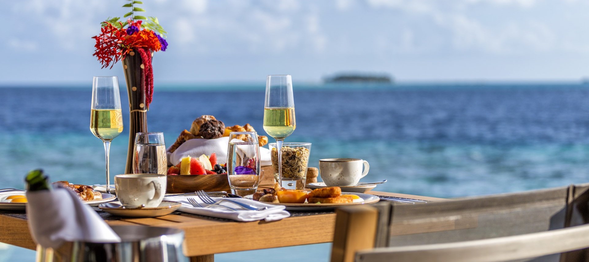 Top 5 restaurants in Larnaca with gorgeous sea views