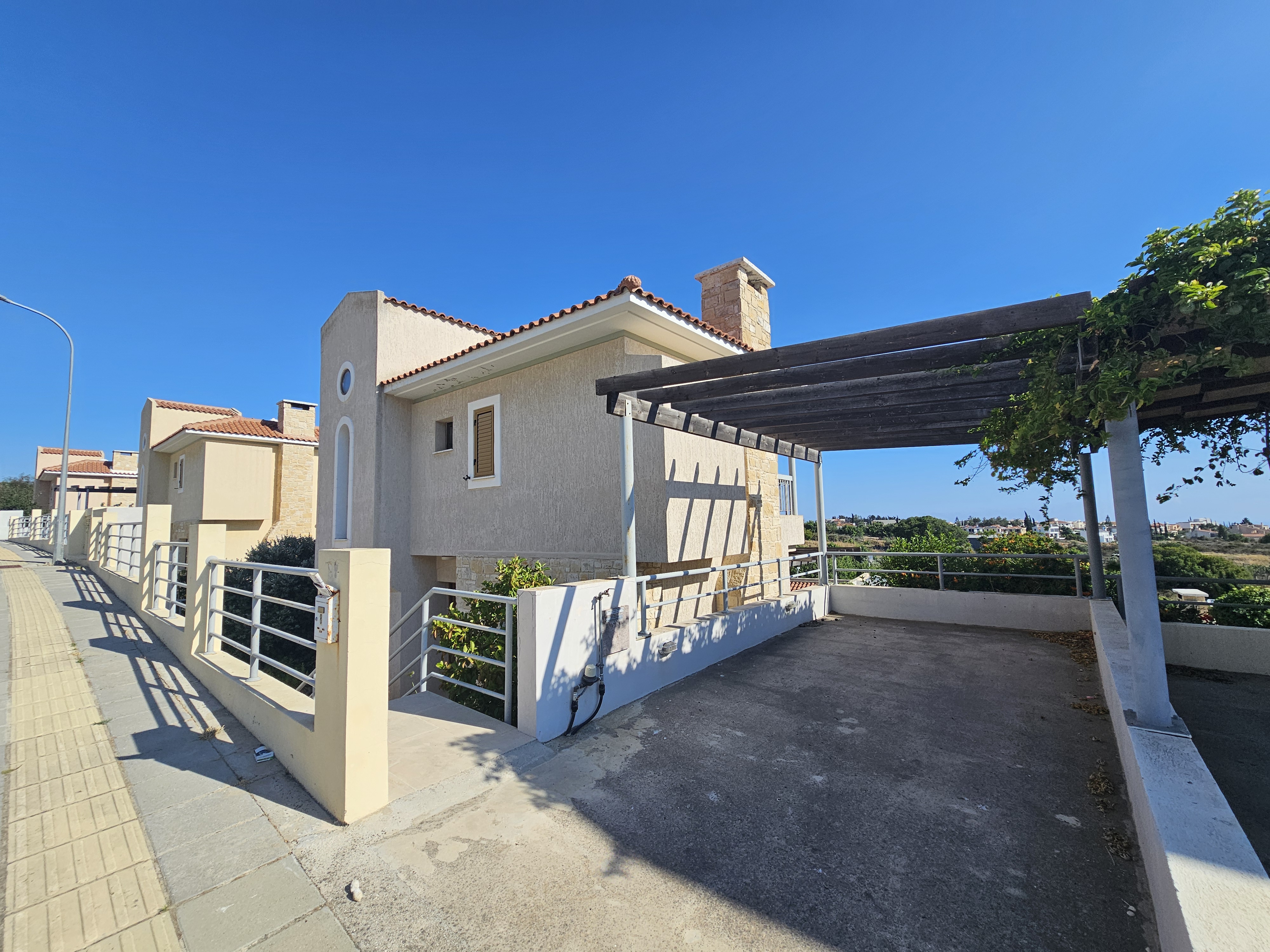 - Image 1