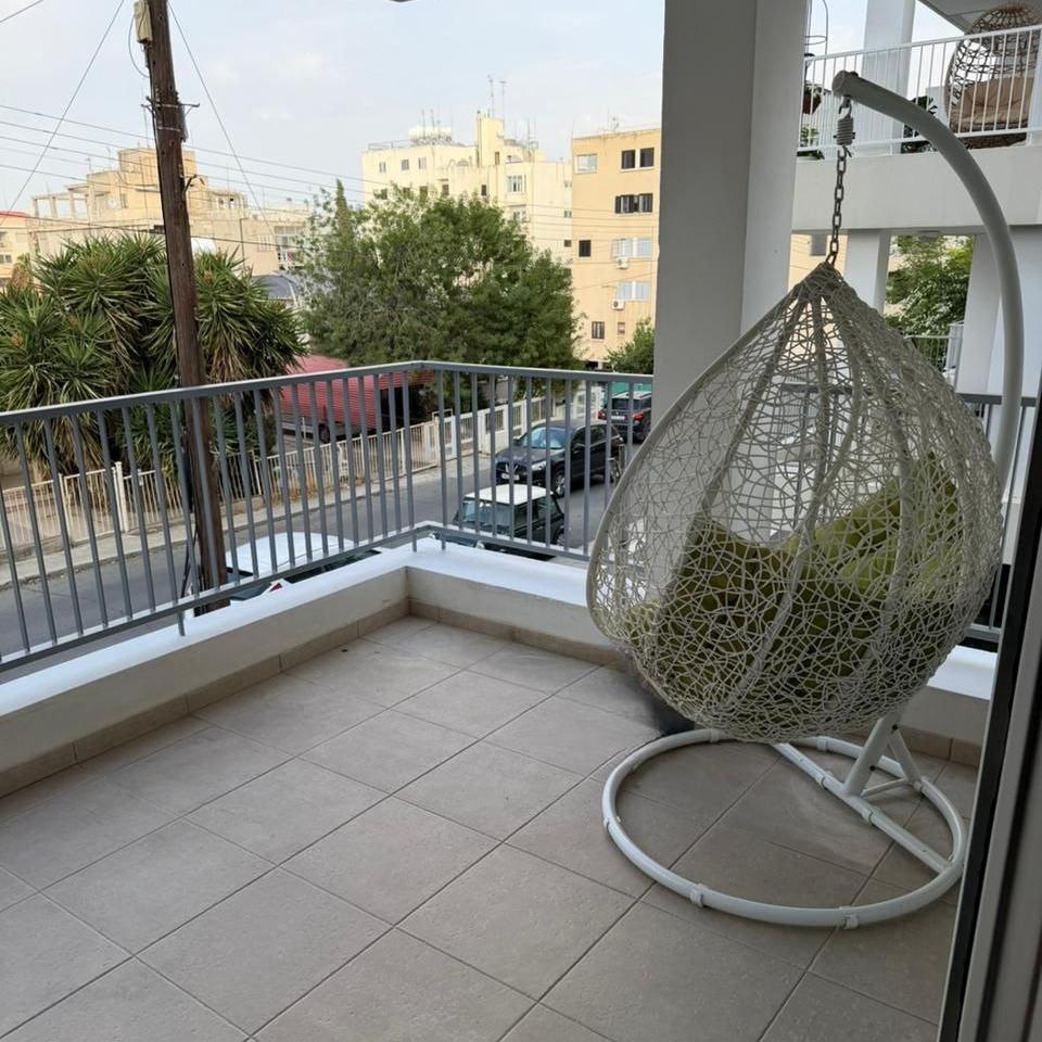 - Image 1
