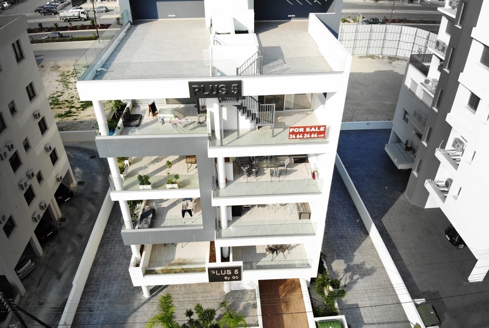 Plus 5 Residence