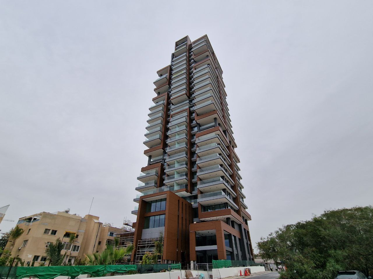  - Image 1