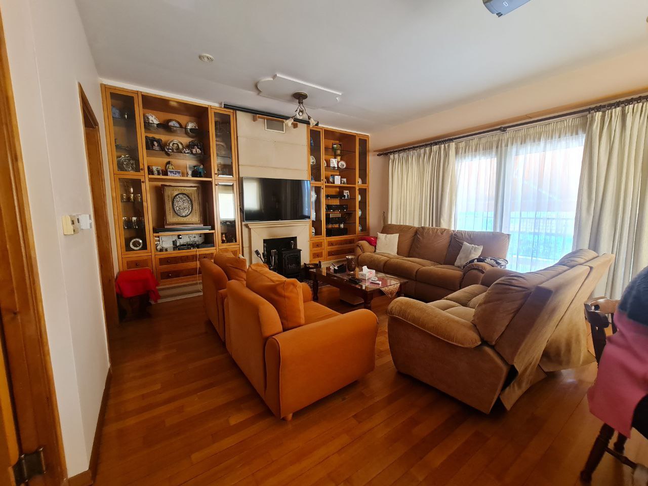  - Image 1