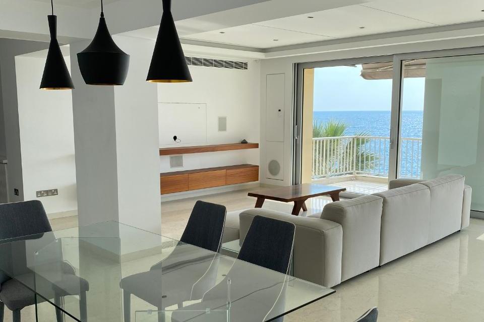  - Image 1