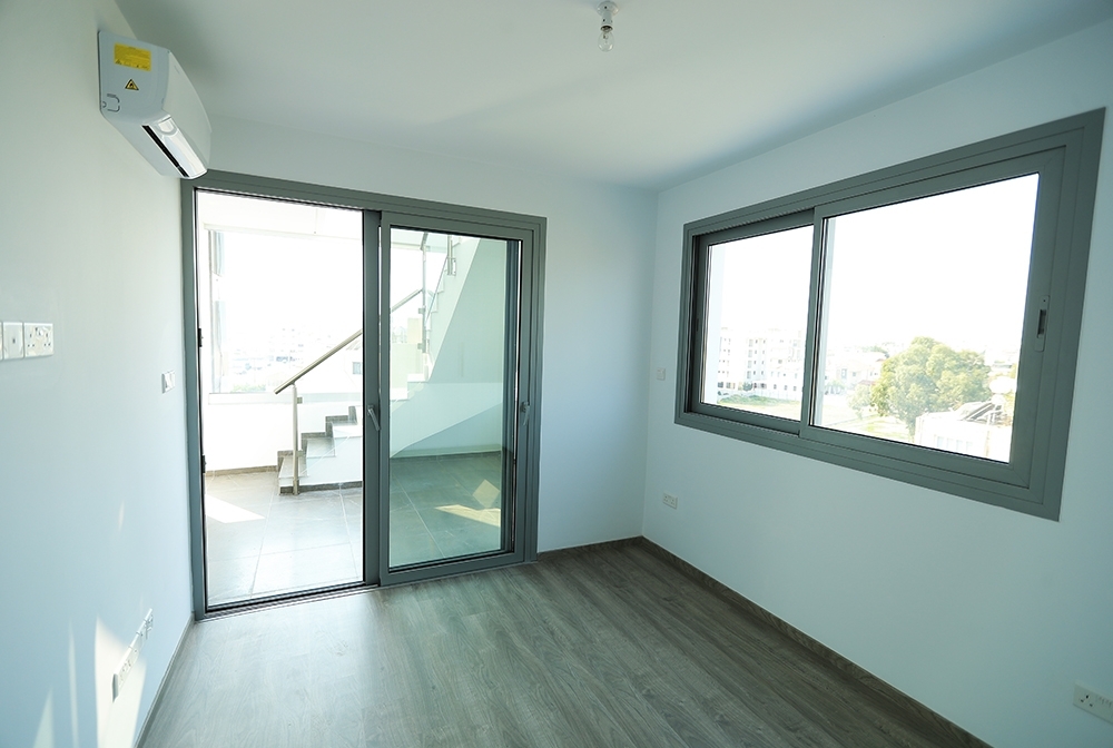 Plus 11 Residence
