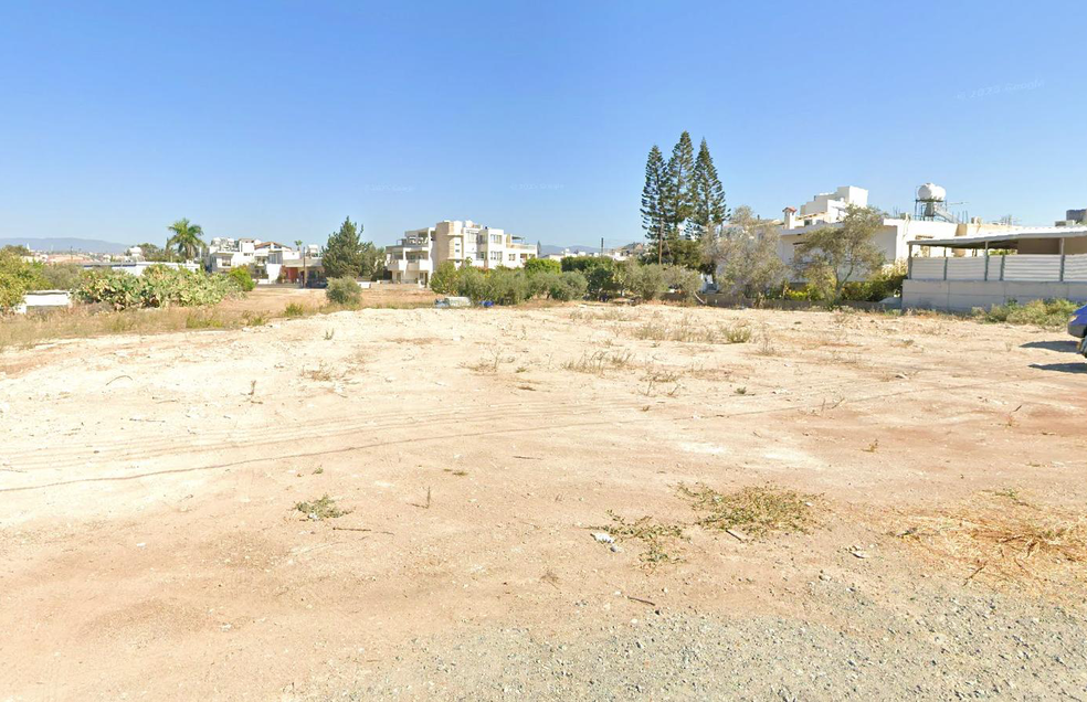 - Image 1
