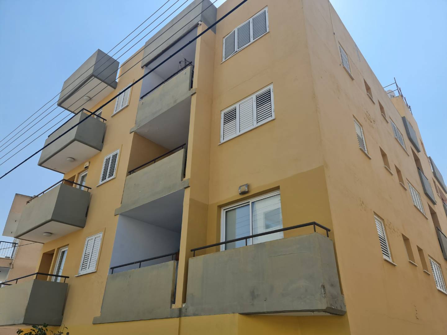  - Image 1