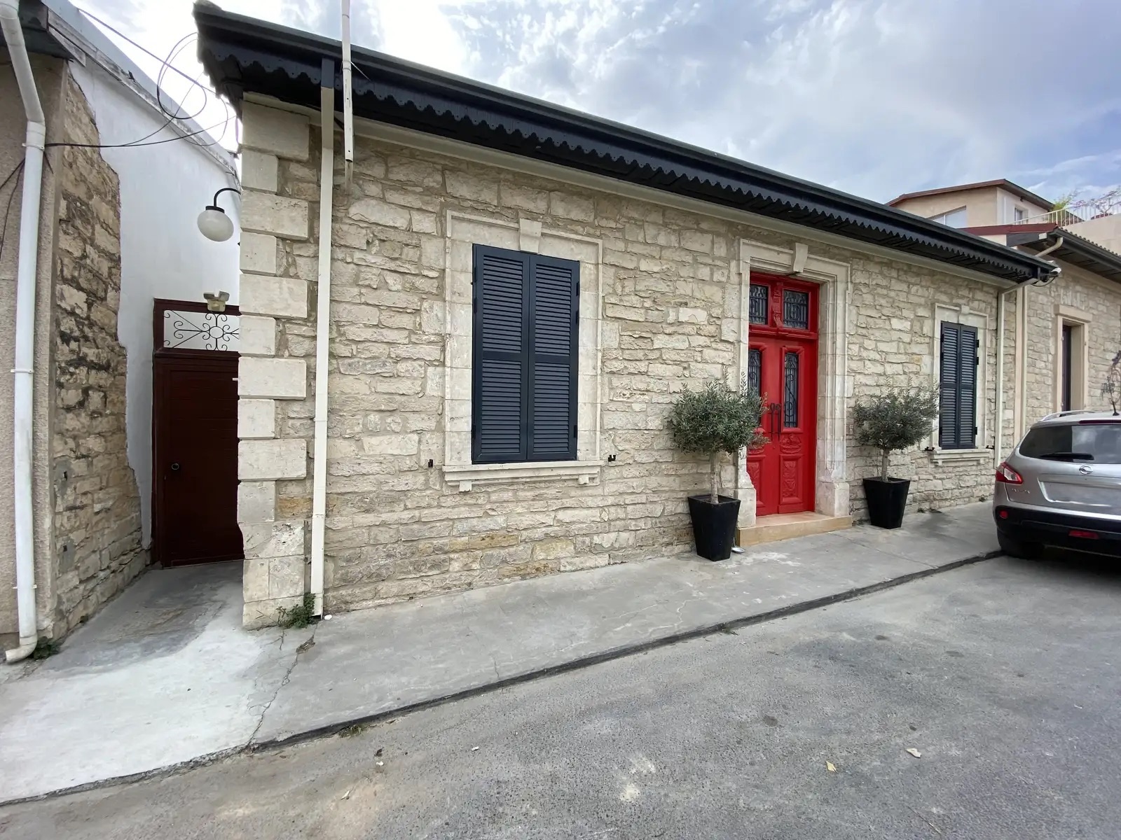  - Image 1